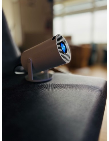 Smart Projector - 300 Pro Edition