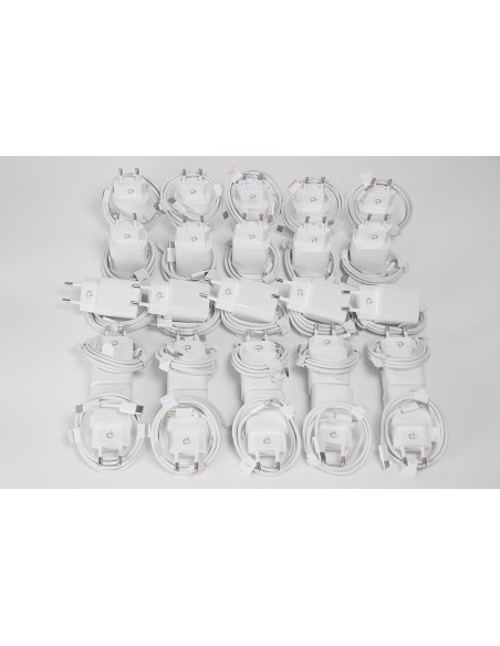 25 x 20W Chargers USB-C & A + 1m Nylon USB-C - USB-C Cable - BULK 25 x 20W Chargers USB-C & A + 1m Nylon USB-C - USB-C Cable - BULK