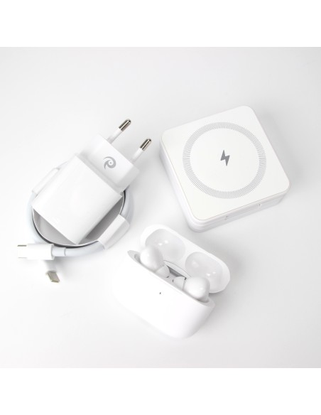 Qi1 White Charger bundle incl. Wireless charging earbuds, 20W charger USB-C+A and 1m cable with USB-C